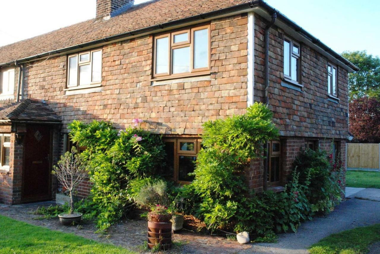Hollyhock Cottage Ashford (Kent) Exterior foto